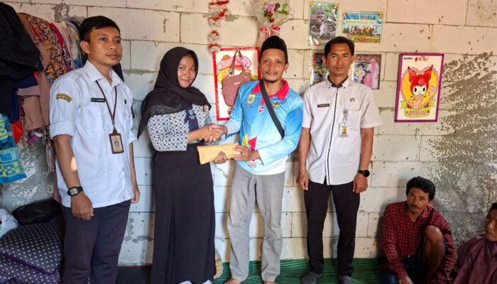 Peduli Sesama: SMPN 3 Belik Salurkan Bantuan Pasca Kebakaran di Simadu Belik Pemalang