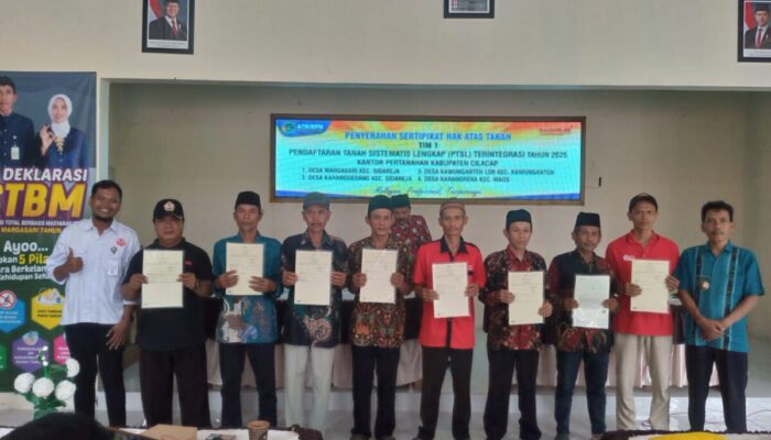 Ribuan Sertipikat PTSL Diterima Warga Desa Margasari Sidareja