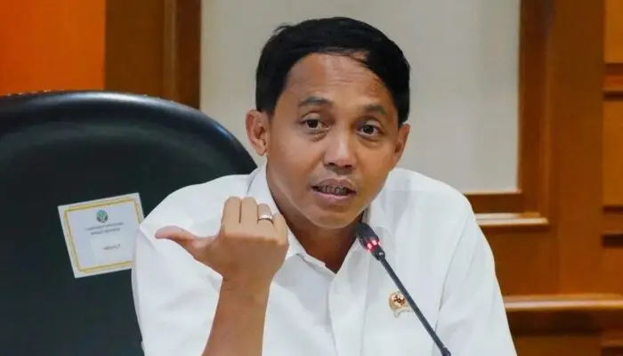 Datang ke KPK, Menteri Raja Juli Soroti Tambang Ilegal di Kawasan Hutan