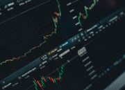 Saham United Tractors Naik 5,7%, Prospek Saham Dikaji Ulang
