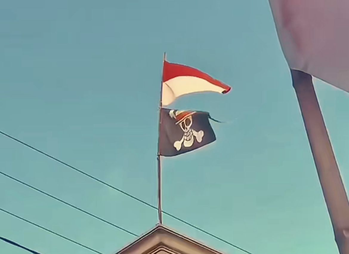 Fenomena Pengibaran Bendera One Piece Menjelang HUT RI ke-80 dan Maknanya bagi Masyarakat