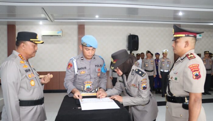 Kapolresta Cilacap Pimpin Sertijab Kasat Binmas dan Melantik Kapolsek Cipari