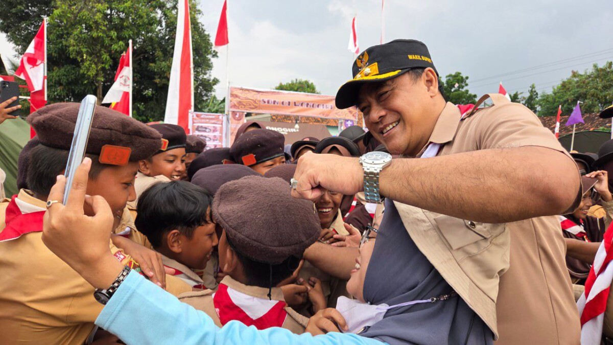 Wakil Bupati Nurkholes Kunjungi Perkemahan Pramuka, Puji Kebersihan dan Harapkan Pramuka Makin Jaya
