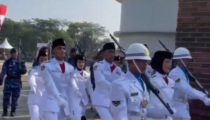 Tasikmalaya Gelar Upacara HUT ke-80 RI, Seluruh Kalangan Masyarakat Tumpah Ruah Penuhi Lapangan Dadaha.