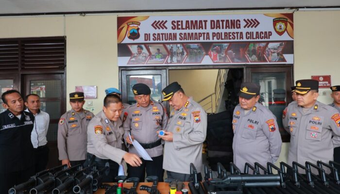 Antisipasi Gangguan Kamtibmas Polresta Cilacap Gelar Pengecekan Peralatan Pengendalian Massa