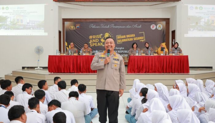 Dorong Pelajar Berani Bicara Selamatkan Sesama Polresta Cilacap Gelar Rise and Speak