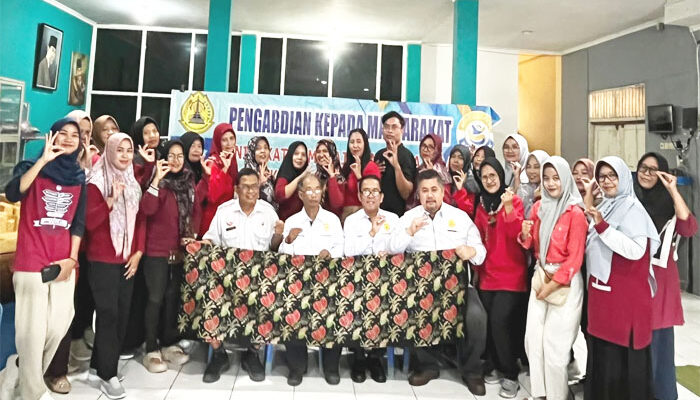Tingkatkan Value Added, USM Beri Pelatihan Manajemen Usaha ke UKM Batik Grobogan