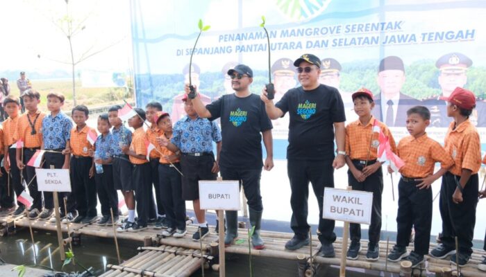 Gerakan ‘Mageri Segoro’ 2025: Komitmen Pemalang Selamatkan Pesisir dari Abrasi