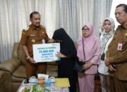 KEPEDULIAN ! TKI Sakit di Jepang dan Nelayan Meninggal Asal Pemalang Terima Santunan
