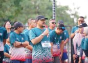 Pesan Sehat Bupati Anom: Tak Lelah Berlari dan Berlatih Usai Serahkan Hadiah Lari Kala