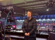 Gary Neville Nilai Perebutan Juara Liga Inggris Tinggal Arsenal vs Man City