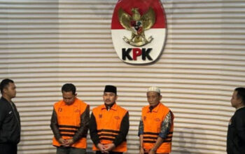 Kronologi OTT Bupati Bekasi: Modus Uang 'Ijon' dan Keterlibatan Sang Ayah