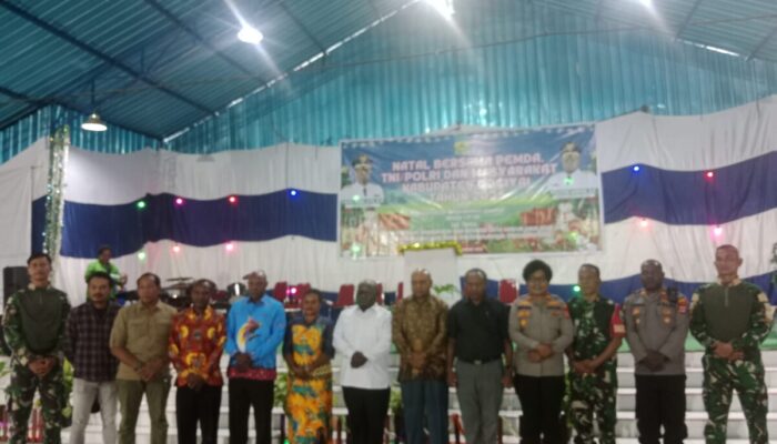 Natal Bersama Pemda, TNI/Polri, dan Masyarakat Kabupaten Dogiyai Tahun 2025