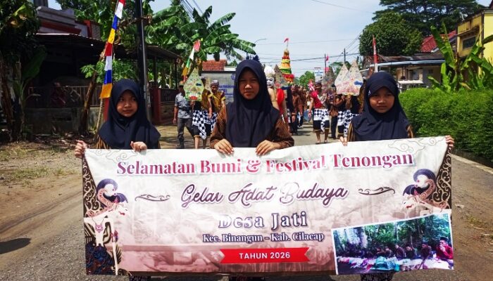 Lestarikan Adat Budaya Selamatan Bumi dan Festival Tenongan Digelar Masyarakat Desa Jati di Cilacap