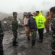Wujud Kepedulian TNI, Pangdam IV/Diponegoro Salurkan Bantuan untuk Warga Terdampak Banjir Pemalang