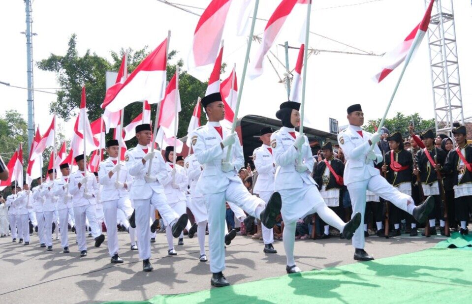 Rayakan HUT Ke-451, Pemalang Gelar Kirab Gunungan Hasil Bumi dan Karnaval Budaya