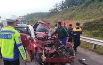 Kecelakaan Maut di Tol Pekanbaru-Dumai: Diduga Micro Sleep, Pengemudi Yaris Tewas di Tempat