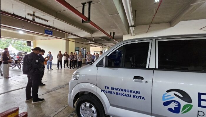 Sinergi BRI dan Polres Bekasi Kota, Kendaraan Operasional Diserahkan untuk TK Bhayangkari