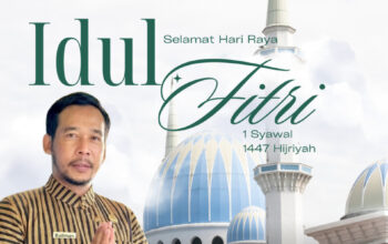 Kepala Sekolah SMPN 3 Belik Budiman S.Pd memberikan ucapan Selamat Hari Raya Idul Fitri 1 Syawal 1447 Hijriyah dengan latar belakang masjid dan ketupat.