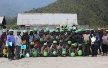 Bupati Yudas Tebai Sambangi Komunitas Ojek Dogiyai, Siap Alokasikan Dana Hibah hingga Pembangunan Bengkel