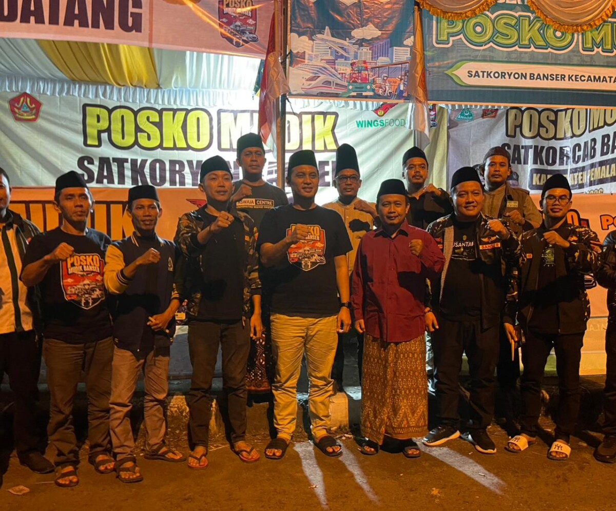 Gus Sidqon mengunjungi Posko Mudik Banser Pemalang didampingi Gus Edo dan jajaran pengurus