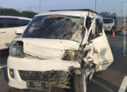Lalai Berhenti Mendadak, Pikap Diseruduk Luxio di Tol Padaleunyi KM 132