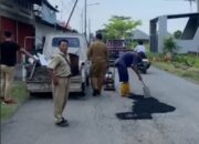 DPUPR Pemalang Lakukan Penambalan Jalan di Ruas Purwoharjo – Gintung