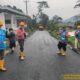 Pekerjaan pengaspalan di ruas jalan Belik-Watukumpul Pemalang