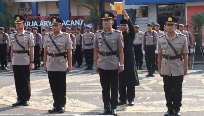 Penyegaran Tubuh Institusi Polri Kapolresta Cilacap Pimpin Sertijab Kasat Lantas Kasat Binmas dan Kapolsek Cimanggu