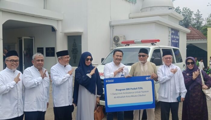 BRI KC Cibubur Dukung Layanan Sosial Yayasan Al-Atholillah Lewat Bantuan Ambulan