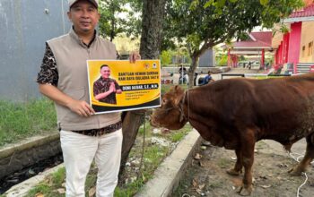 Doni Akbar Serahkan 4 Sapi dan 122 Kambing Kurban untuk Warga Pekalongan, Pemalang, dan Batang