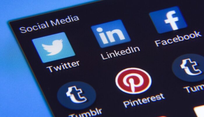 Meta Kerahkan AI Pemindai Fisik Pengguna, Facebook dan Instagram Kini Bisa Tebak Usia Anak