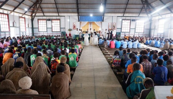 KAMUU-MAPIA YOUTH DAY 2026 RESMI DIBUKA, RATUSAN OMK DIAJAK MENJADI PELAKU PERDAMAIAN DAN KEUTUHAN CIPTAAN