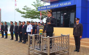Peringati Hari Bhayangkara ke-80, Kapolres Tanjab Timur Pimpin Upacara Tabur Bunga di Perairan Sungai Batanghari