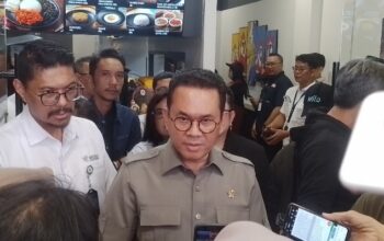 Hadiri Pembukaan Ayam Pak Gembus, Mendag Dorong Waralaba Lokal Jadi Motor Pertumbuhan Ekonomi