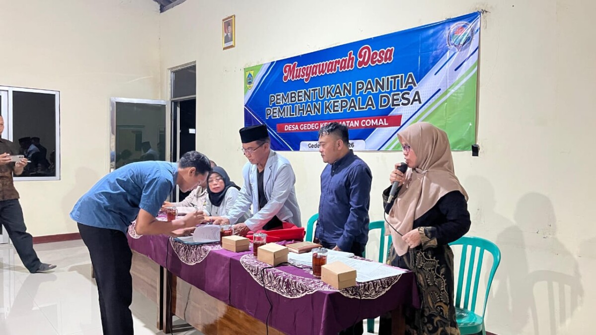 Kasi PMD Comal Hadiri Musdes Pembentukan Panitia Pilkades 2026 di Desa Gedeg