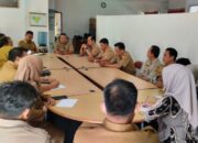 Kejar Target 40 Persen Akhir Juli, Camat Petarukan Pimpin Monev PBB di Kelurahan Petarukan