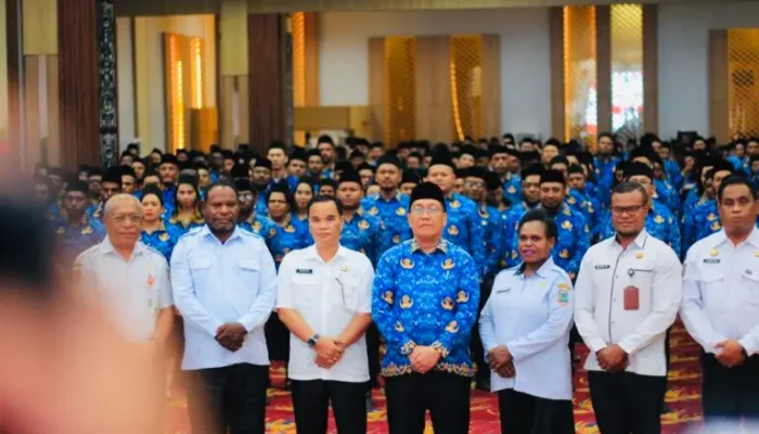 919 Aparatur Resmi Menjadi PNS, Gubernur Meki Nawipa Tekankan Disiplin dan Profesionalisme