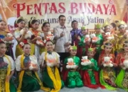 Rizal Bawazier Ukir Senyum di Bibir Anak Yatim Pemalang