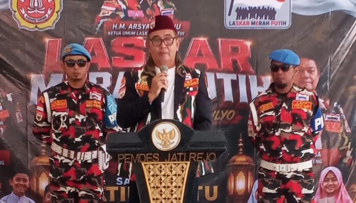 LMP Macab Pemalang dan Karang Taruna Jatirejo Santuni Puluhan Anak Yatim