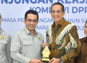 Rizal Bawazier Anggota DPR RI Komisi VI Dorong Industrialisasi Bahan Baku Obat Lewat Kunjungan Kerja di PT Phapros