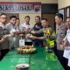 Beri Kejutan Tumpeng, Camat Pulosari Arif Senoaji Sampaikan Selamat Hari Bhayangkara ke-80