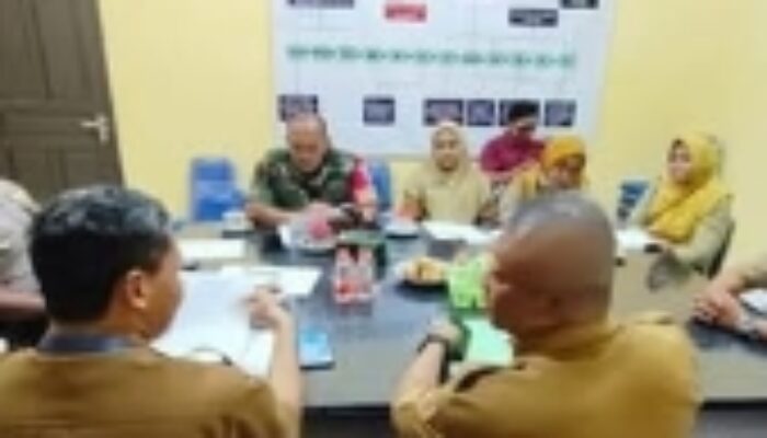 Pastikan Performa Maksimal, Monitoring Latihan Paskibra Kecamatan Comal Berjalan Lancar