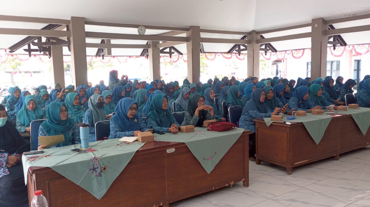 Buka Rapat Pleno PKK, Camat Petarukan Imbau Kader Jaga Kondusivitas Pasca-OTT