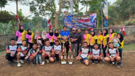Tim Putri GMS dan Tim Putra KVC Raih Juara 1 Turnamen Voli HUT RI ke-81 Kecamatan Pulosari